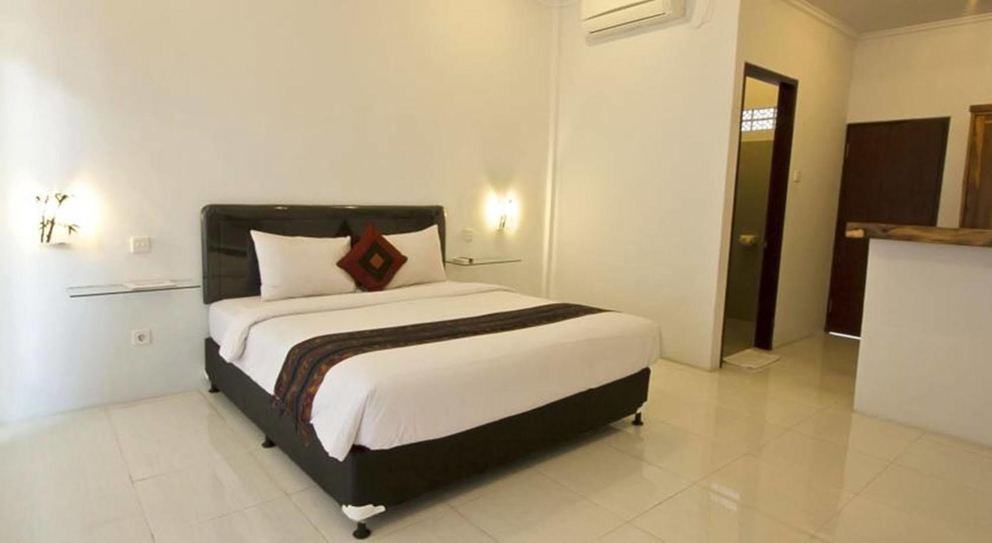מלון Kerobokan U House Seminyak מראה חיצוני תמונה