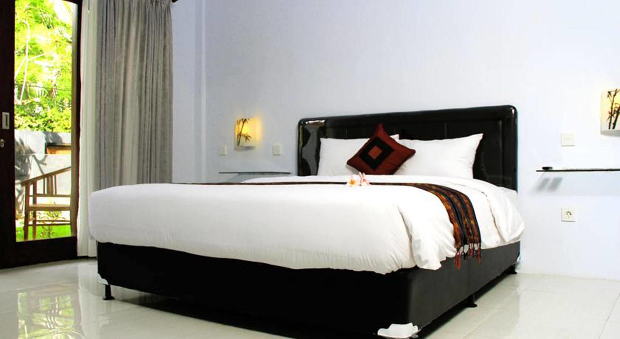 מלון Kerobokan U House Seminyak מראה חיצוני תמונה