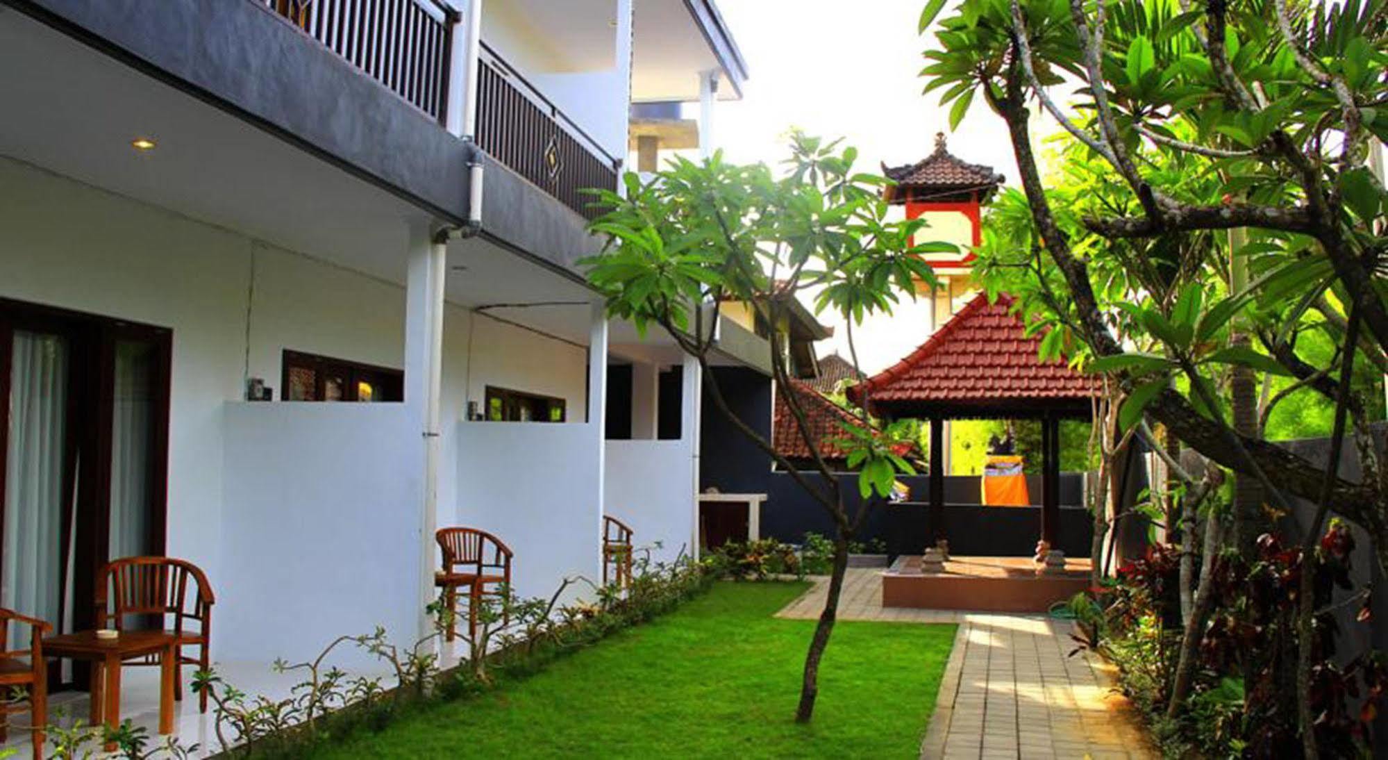 מלון Kerobokan U House Seminyak מראה חיצוני תמונה